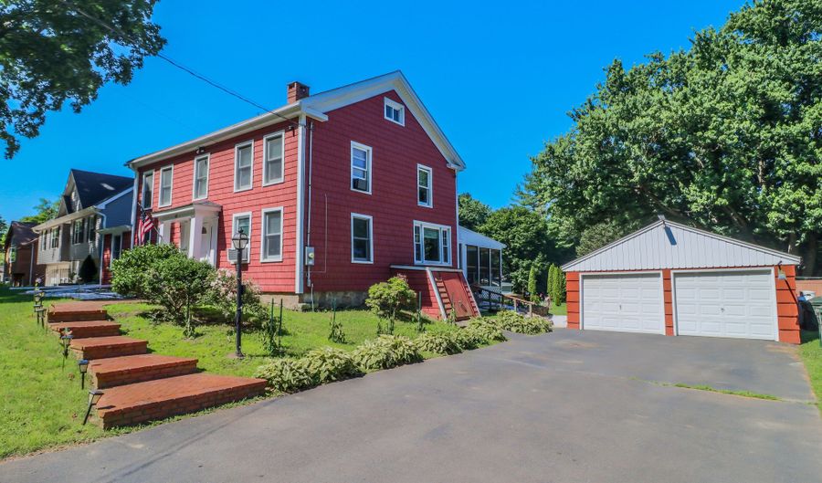 45 Maple Avenue Ext, Bethel, CT 06801 - 4 Beds, 2 Bath