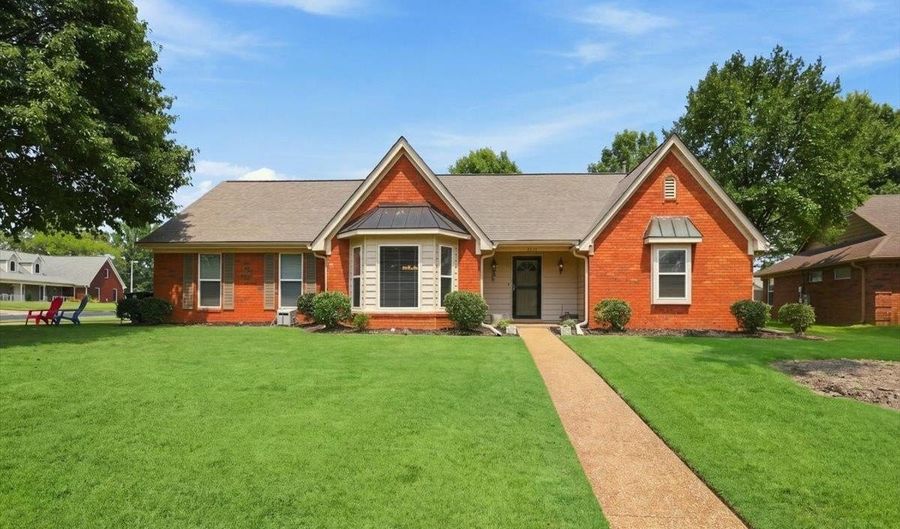 3970 ALTRURIA Rd, Bartlett, TN 38135 - 3 Beds, 2 Bath