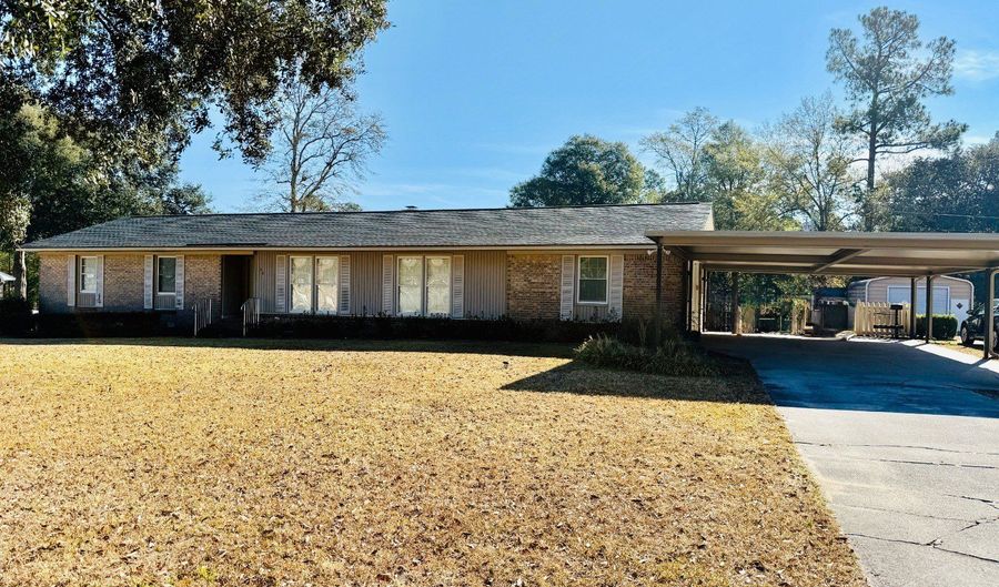 66 Meadow Ln, Barnwell, SC 29812 - 3 Beds, 2 Bath