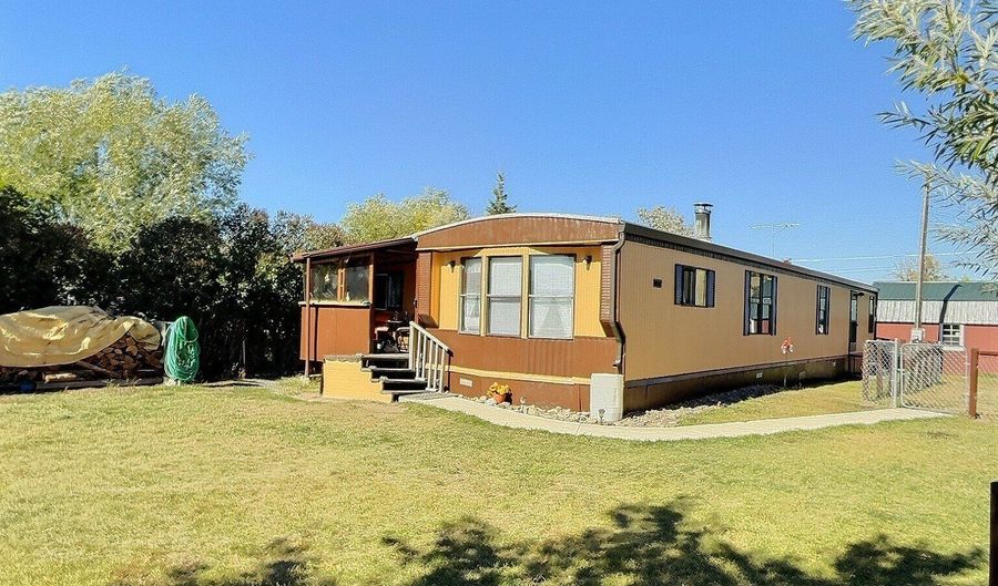 218 S Madison St, Boulder, MT 59632 - 2 Beds, 1 Bath