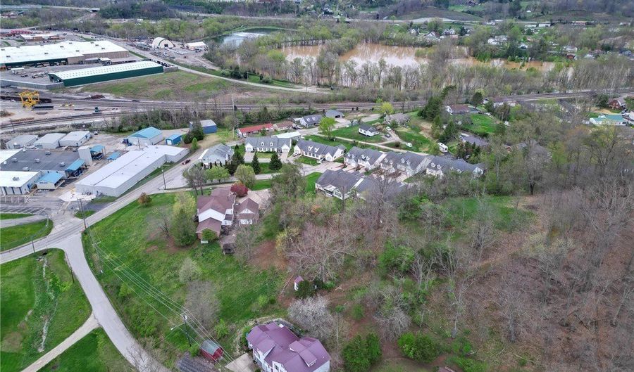 1520 Hash Ridge Rd, Barboursville, WV 25504 - 6 Beds, 4 Bath