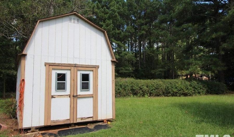 8804 Holly Springs Rd, Apex, NC 27539 - 3 Beds, 1 Bath