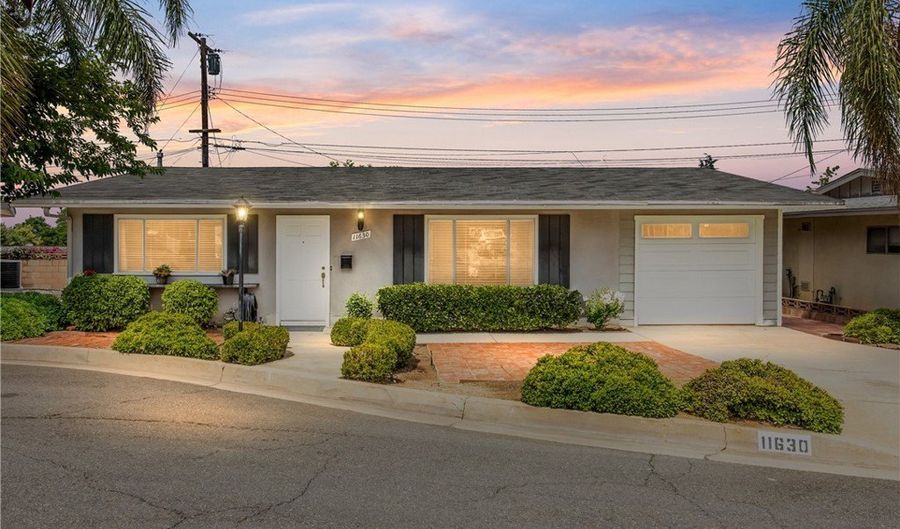 11630 Lennox St, Yucaipa, CA 92399 - 2 Beds, 1 Bath