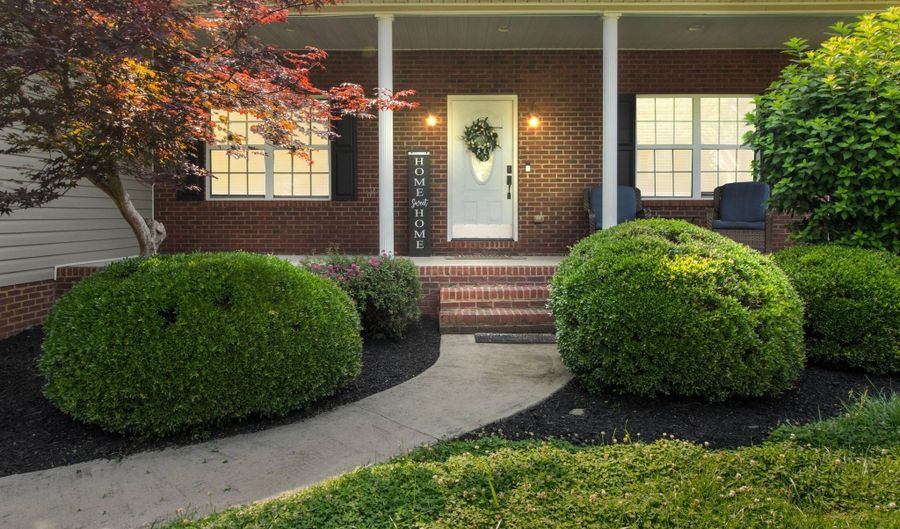 104 Shadows Lawn Dr, Athens, TN 37303 - 4 Beds, 3 Bath
