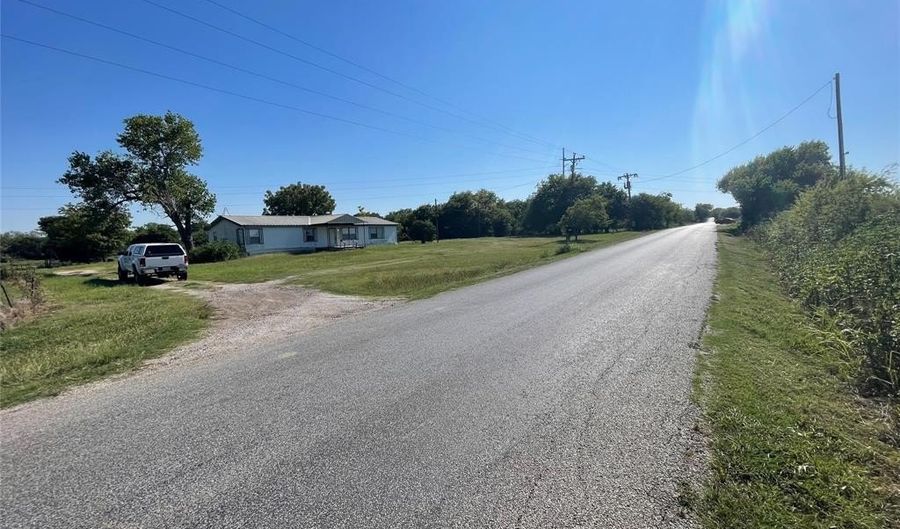 9636 County Road 513, Alvarado, TX 76009 - 3 Beds, 2 Bath