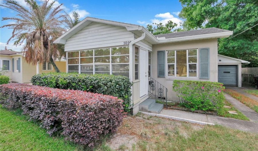 1016 W SMITH St, Orlando, FL 32804 - 2 Beds, 1 Bath