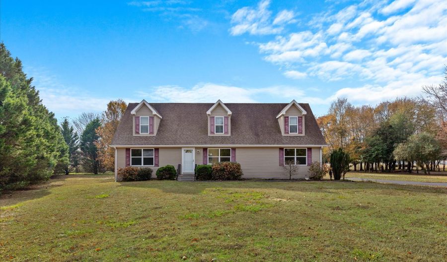 12454 MIREY BRANCH Rd, Laurel, DE 19956 - 3 Beds, 2 Bath