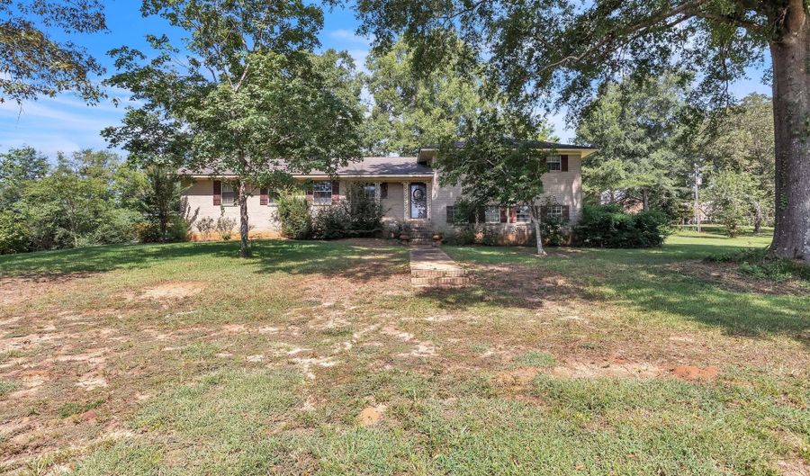 8244 AL-14, Aliceville, AL 35442 - 3 Beds, 2 Bath