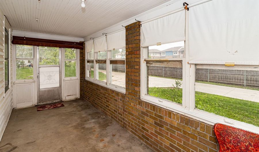 213 S Wilmoth Ave, Ames, IA 50014 - 5 Beds, 1 Bath