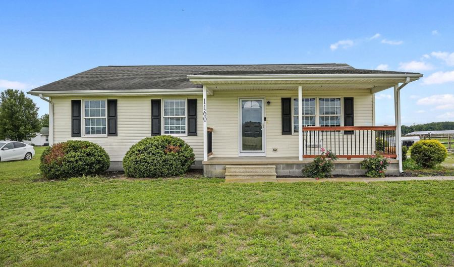 1160 SCHOOL St, Houston, DE 19954 - 3 Beds, 2 Bath