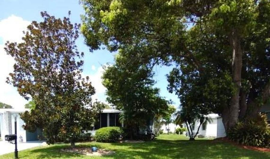 40 Fairway Dr, Auburndale, FL 33823 - 2 Beds, 2 Bath