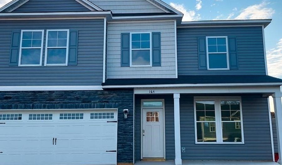 164 Hunter Ridge Dr, Boiling Springs, SC 29316 - 4 Beds, 2 Bath