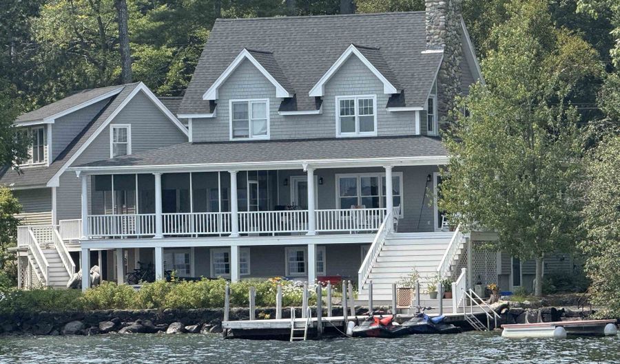 266 Sewall Rd, Wolfeboro, NH 03894 - 5 Beds, 5 Bath