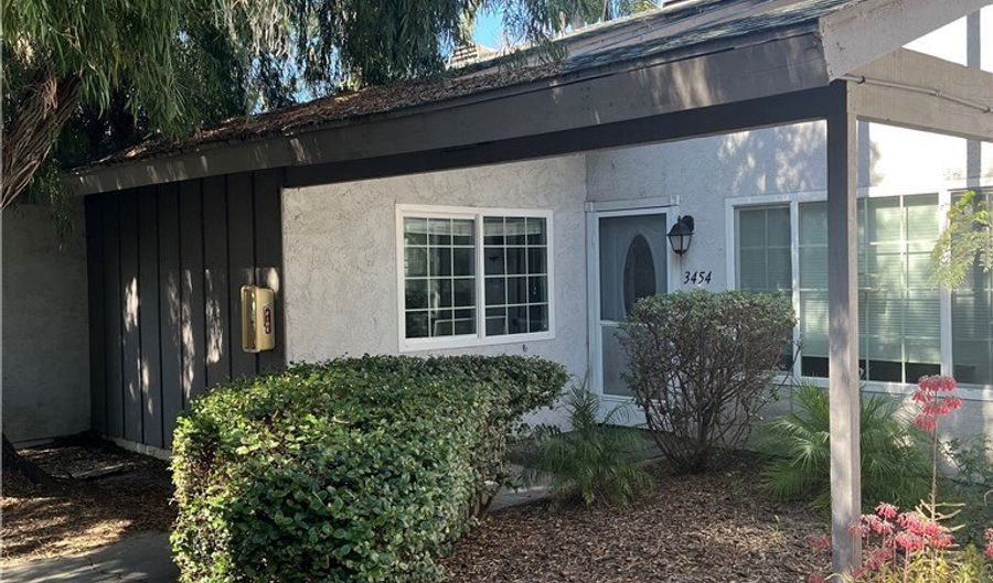 3454 Thunder, Oceanside, CA 92056 - 2 Beds, 1 Bath