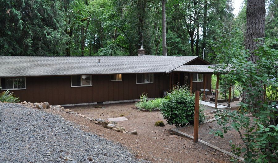 89016 BRIDGE St, Springfield, OR 97478 - 3 Beds, 1 Bath