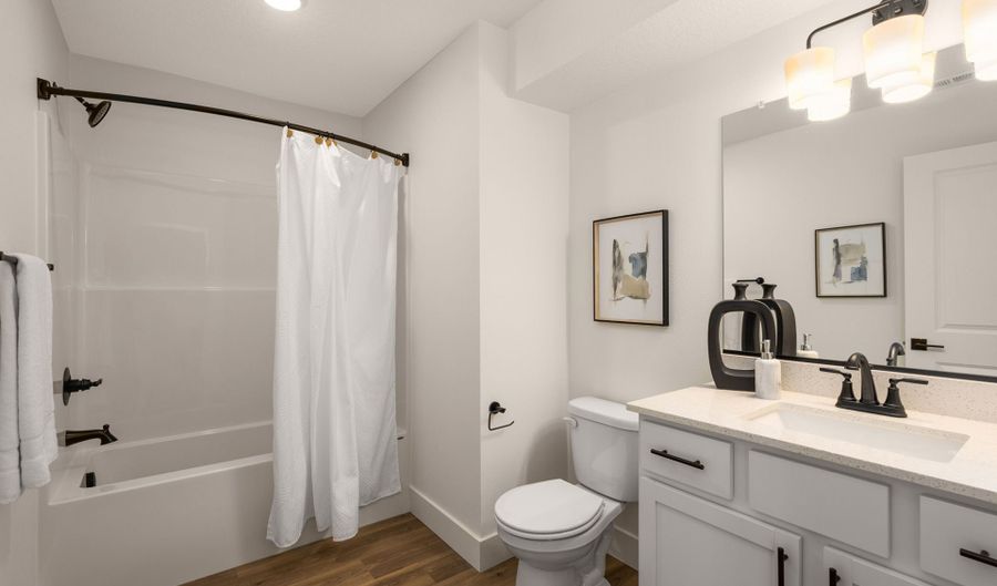 18939 SW Hazelwood Ln L-8, Beaverton, OR 97078 - 4 Beds, 2 Bath