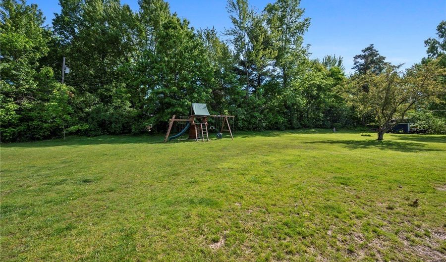 195 Shawnee Trl, Aurora, OH 44202 - 4 Beds, 3 Bath