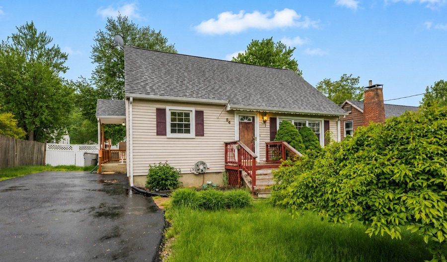 54 Pleasant View Ave, Bristol, CT 06010 - 3 Beds, 1 Bath