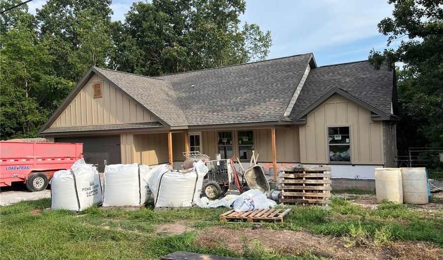 117 Salen Ln, Bella Vista, AR 72715 - 3 Beds, 2 Bath