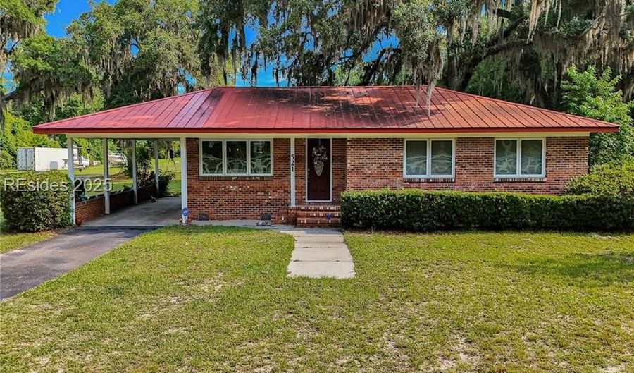 521 May River Rd, Bluffton, SC 29910 - 3 Beds, 2 Bath