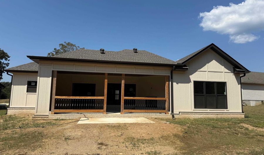 26 Sisney Dr, Ash Flat, AR 72513 - 3 Beds, 2 Bath