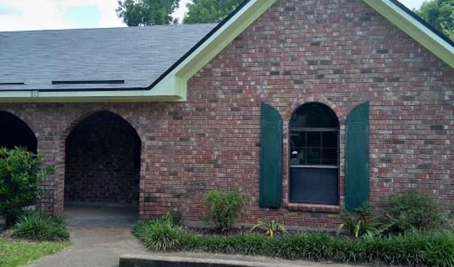 813 Brooks Blvd B, Alexandria, LA 71303 - 2 Beds, 2 Bath