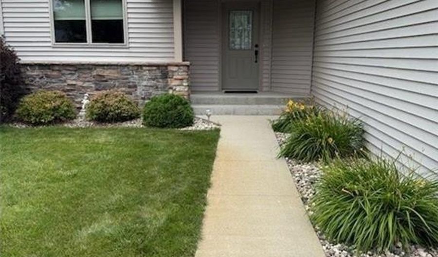 2578 Cherry Lane Ct NE, Alexandria, MN 56308 - 2 Beds, 2 Bath