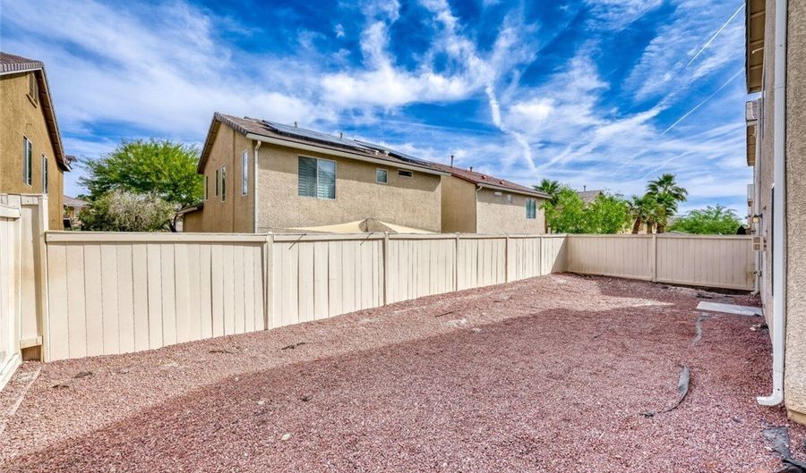 2562 BEGONIA VALLEY Ave, Henderson, NV 89074 - 4 Beds, 3 Bath