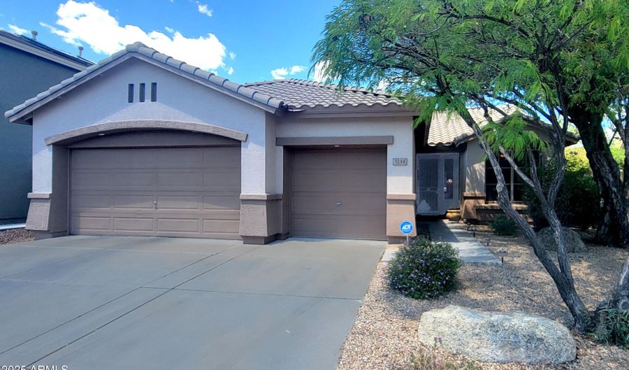 3134 W SPIRIT Dr, Anthem, AZ 85086 - 3 Beds, 2 Bath