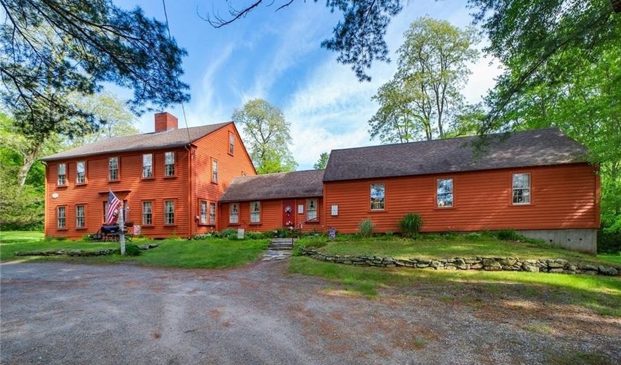 1503 Putnam Pike, Glocester, RI 02814 - 5 Beds, 3 Bath