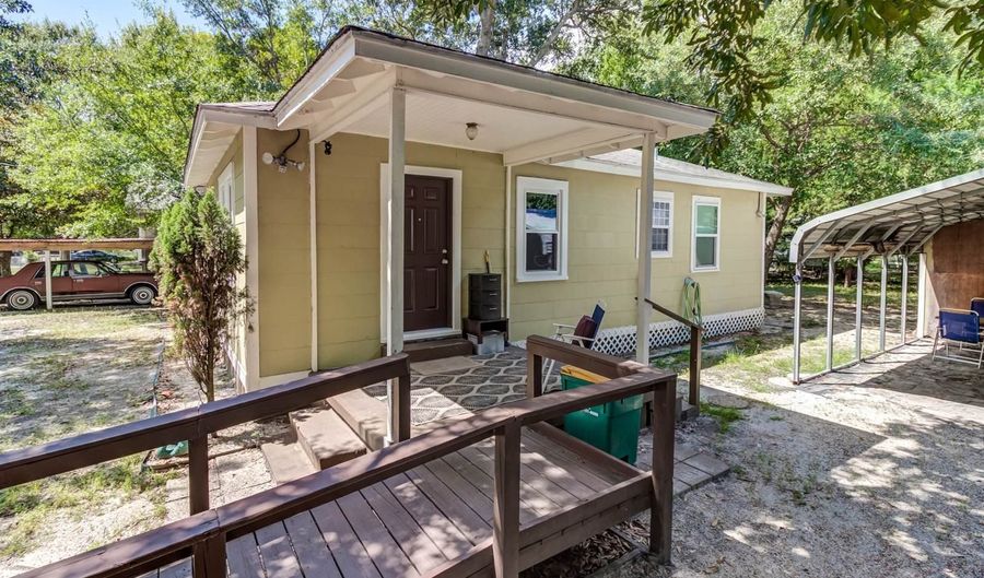 179 Gardenia St, Biloxi, MS 39531 - 1 Beds, 1 Bath