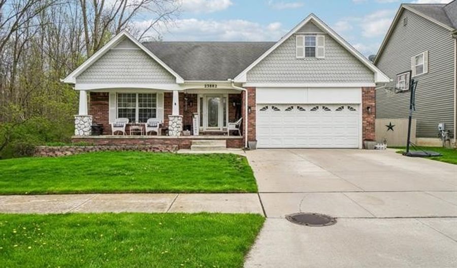 23882 Monroe St, Armada, MI 48005 - 3 Beds, 4 Bath