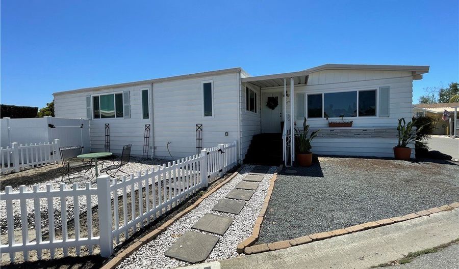 200 N El Camino Real 107, Oceanside, CA 92058 - 2 Beds, 2 Bath