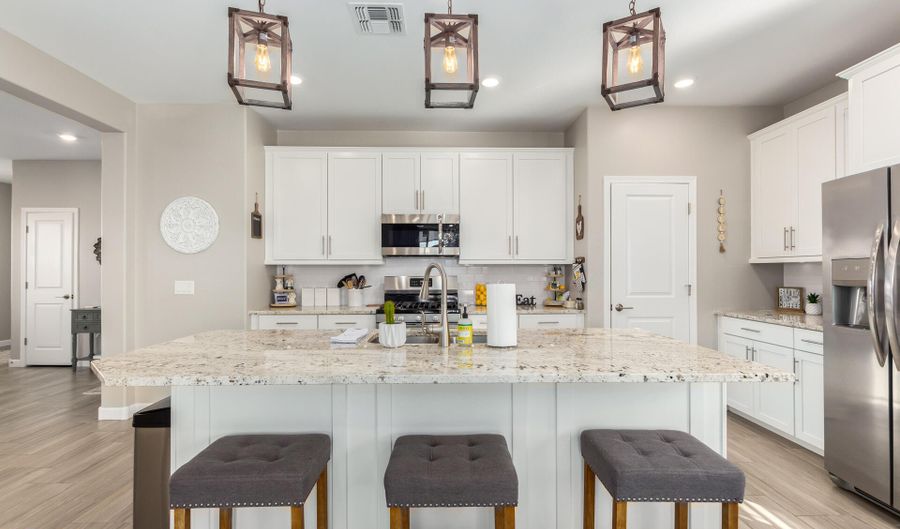 332 S 202ND Ln, Buckeye, AZ 85326 - 3 Beds, 2 Bath