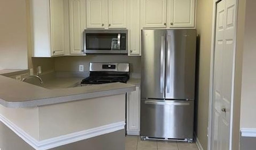 15620 EVERGLADE Ln 302, Bowie, MD 20716 - 2 Beds, 2 Bath