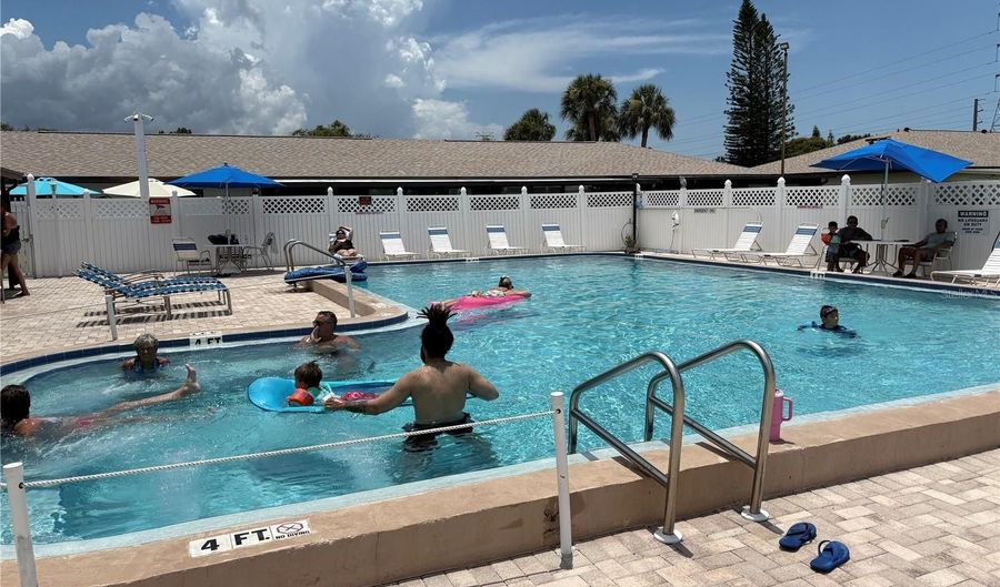 24862 US HIGHWAY 19 N 205, Clearwater, FL 33763 - 2 Beds, 1 Bath