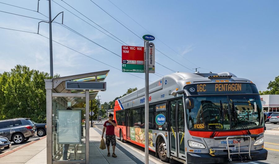 4500 S FOUR MILE RUN Dr 222, Arlington, VA 22204 - 1 Beds, 1 Bath