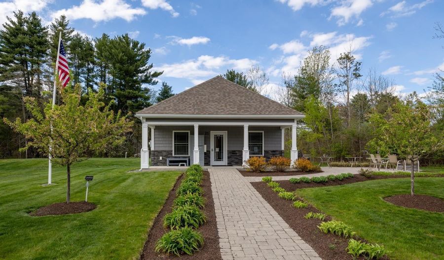 10 Wilson Way, Brentwood, NH 03833 - 2 Beds, 2 Bath