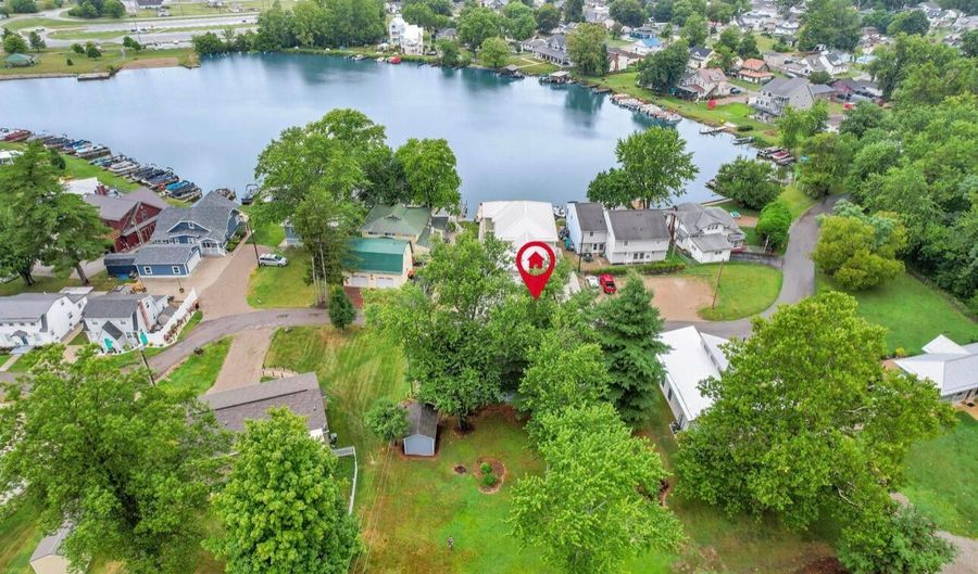 100 Lakeview Dr, Buckeye Lake, OH 43008 - 3 Beds, 2 Bath