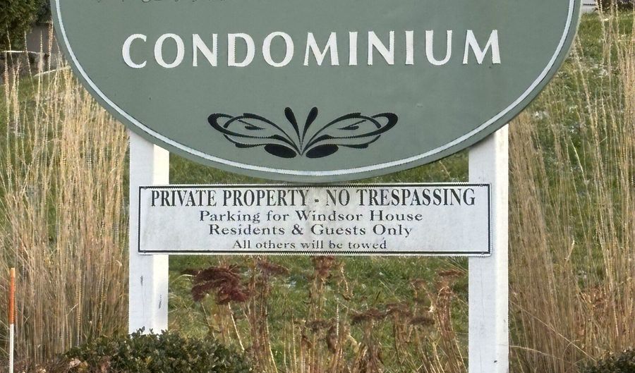 37 Whittlesey Dr 37, Bethel, CT 06801 - 2 Beds, 2 Bath