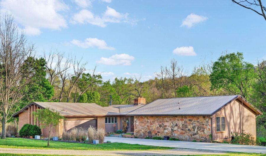 7873 Highway O, Ash Grove, MO 65604 - 4 Beds, 3 Bath