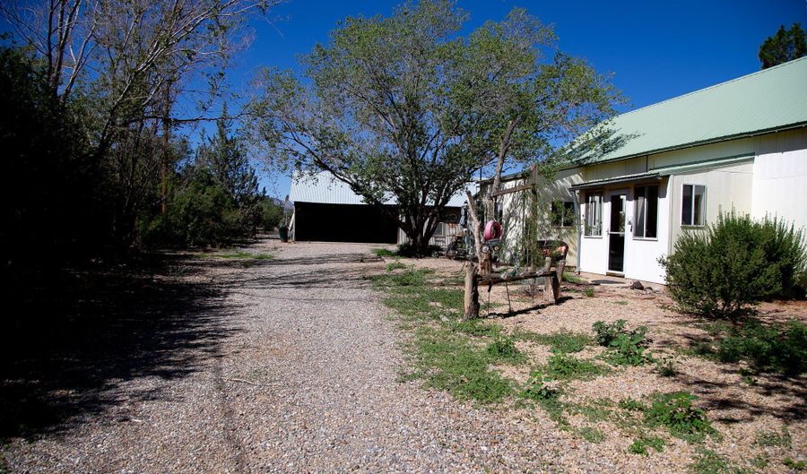 1026 W Rath Ave, Cochise, AZ 85606 - 3 Beds, 2 Bath