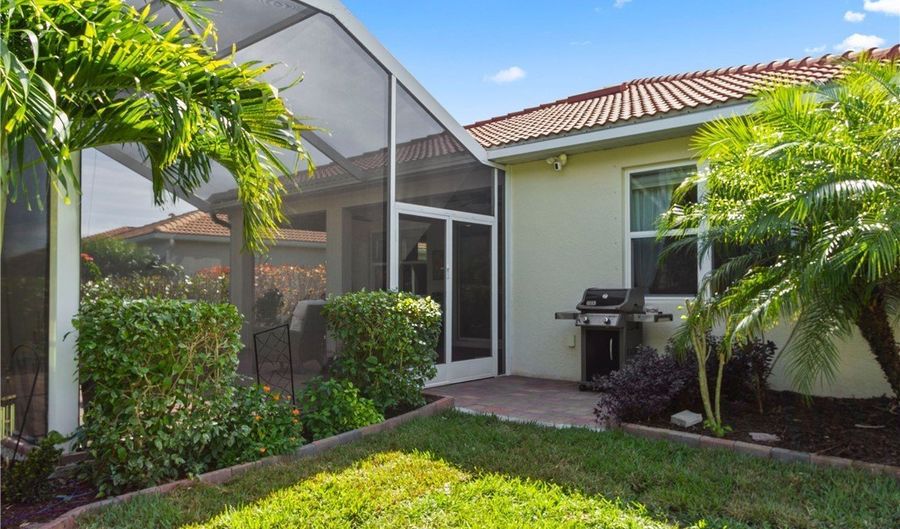 15136 Yellow Wood Dr, Alva, FL 33920 - 4 Beds, 2 Bath