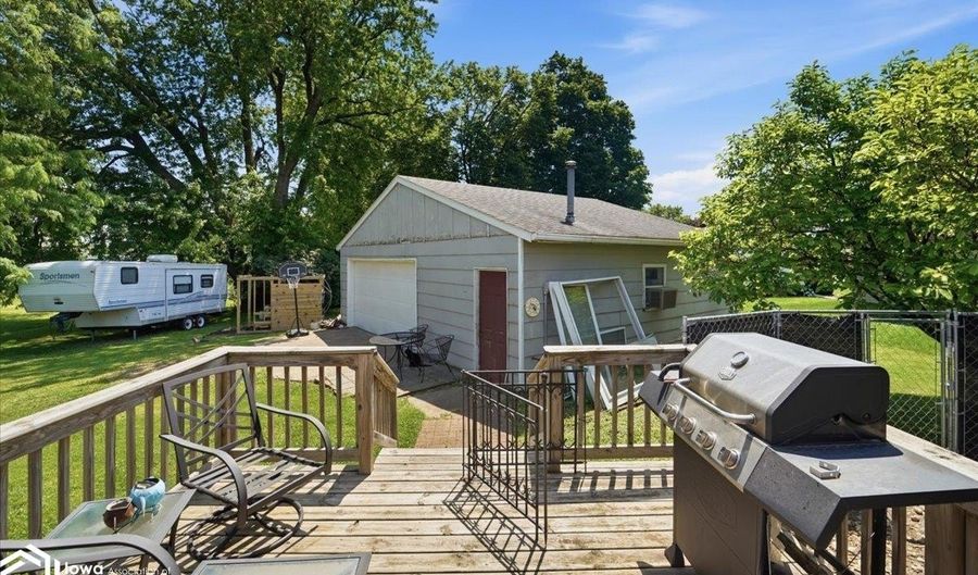 609 West St, Alden, IA 50006 - 3 Beds, 1 Bath