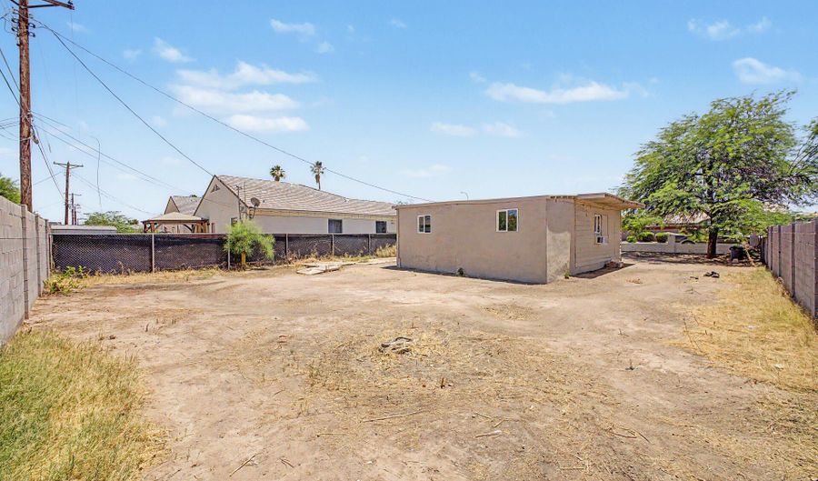 10944 W DURANGO St, Avondale, AZ 85323 - 4 Beds, 1 Bath