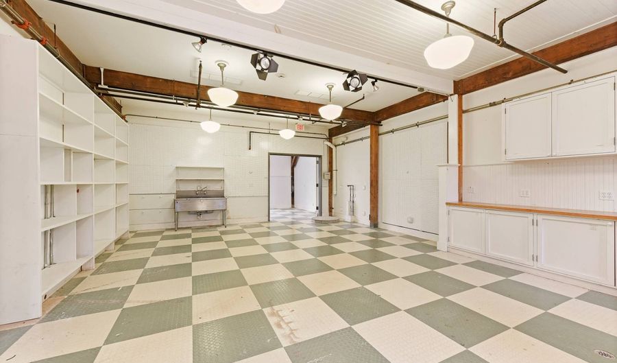 11 Indian Wells Hwy, Amagansett, NY 11930 - 0 Beds, 0 Bath