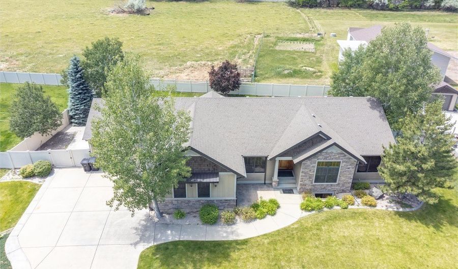 1210 BERINGER Way, Billings, MT 59106 - 5 Beds, 3 Bath