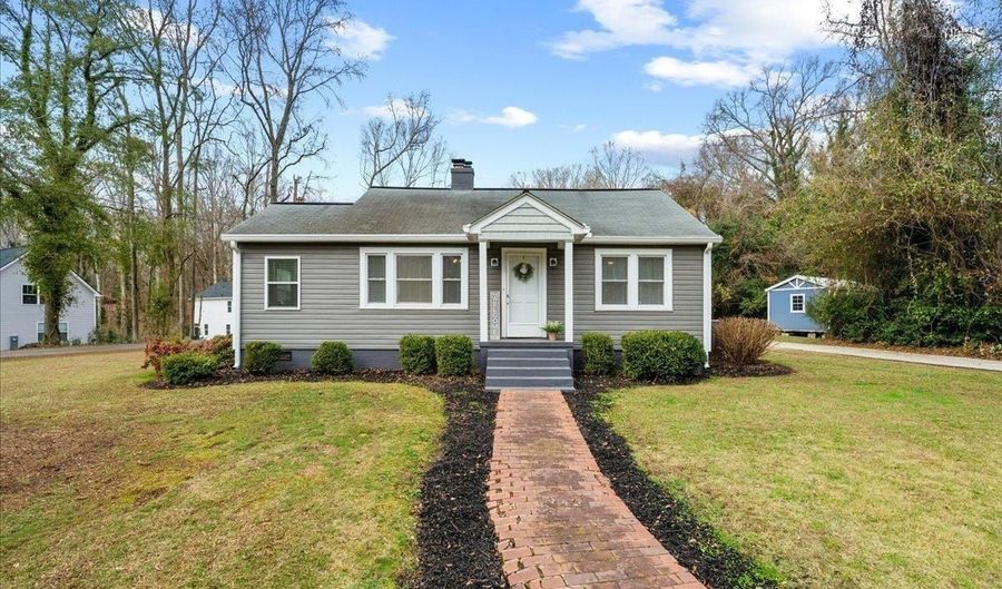 315 Woodland Dr, Belton, SC 29627 - 3 Beds, 1 Bath