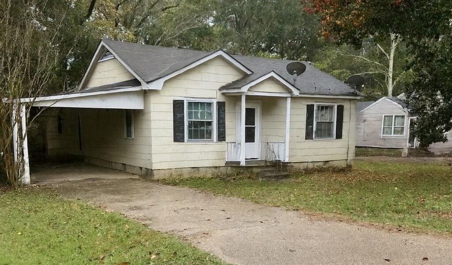 516 Laird Cir, Brookhaven, MS 39601 - 4 Beds, 2 Bath