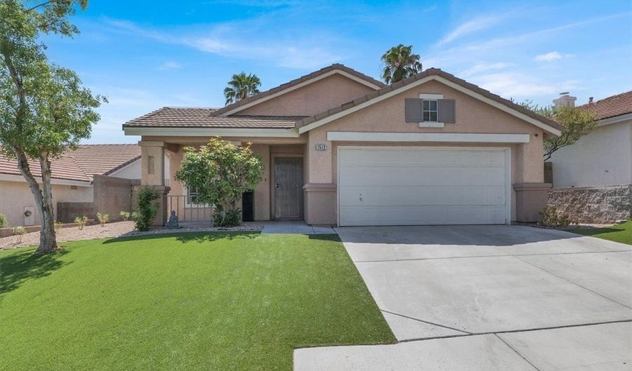 1512 Iron Springs Dr, Las Vegas, NV 89144 - 3 Beds, 2 Bath